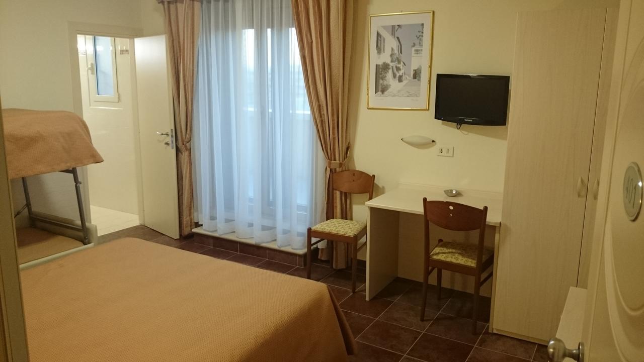 Hotel Beaurivage Fano Szoba fotó